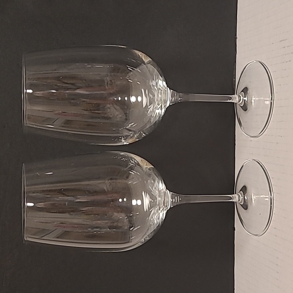 Pair of Signed Bormioli Rocco Large Wine Glasses - Picture 12 of 14